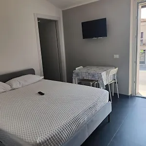 Flat 1 Balcone Appartamento
